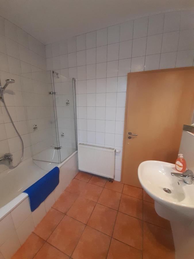 Fe Wo Am Alten Rathaus Andernach Eksteriør billede