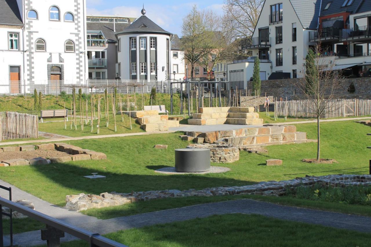 Fe Wo Am Alten Rathaus Andernach Eksteriør billede